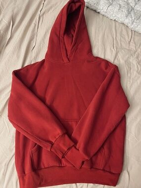 Red Women's Pullover Hoodie - Classic Cozy Sweatshirt